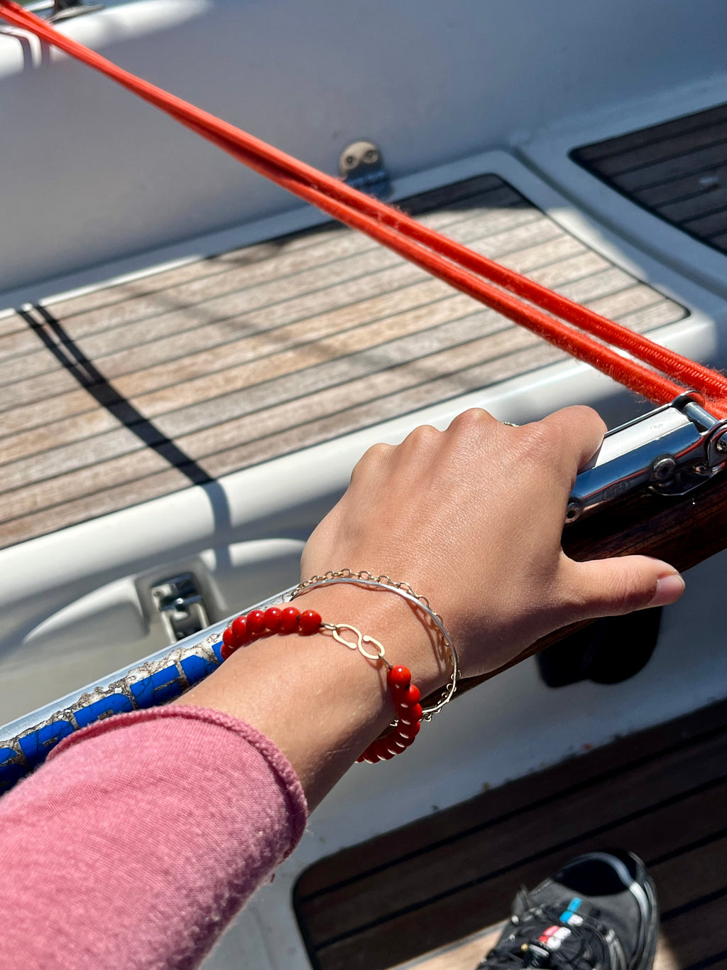 Armband koraal met 14k gouden slot