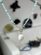 Ketting met amazoniet en gouden slot