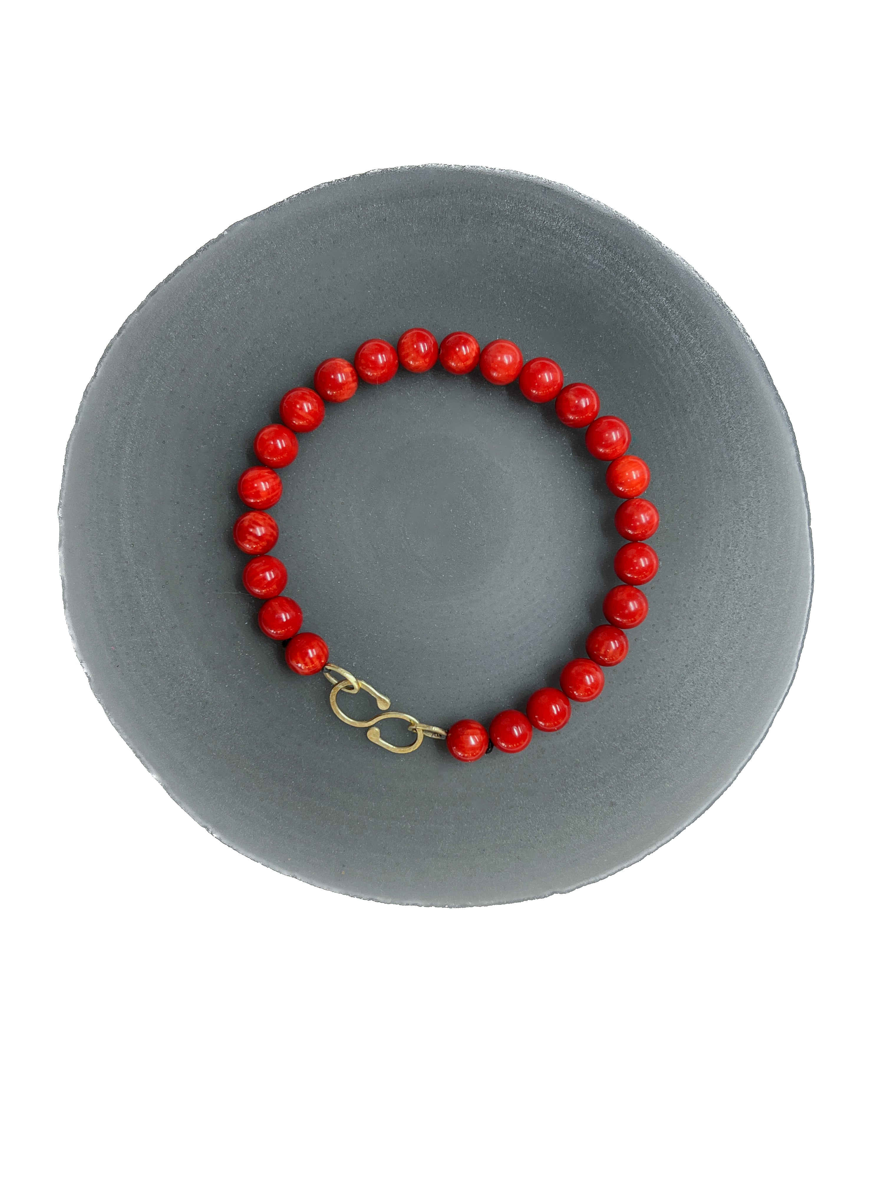 Armband koraal met 14k gouden slot